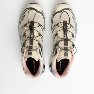 Salomon XT-6 Mindful 2 Shoes in Moth, Vanilla.